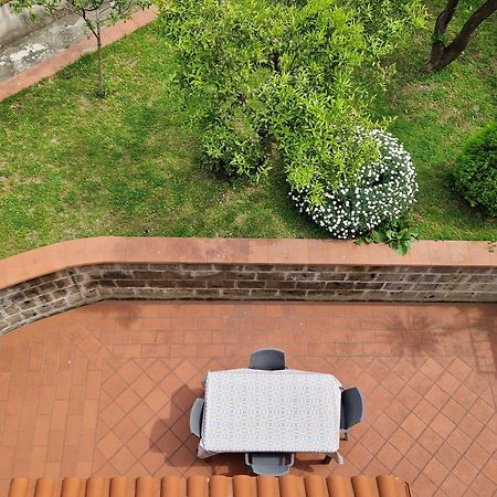 Il Giardino Dei Gigli Meta Exterior foto