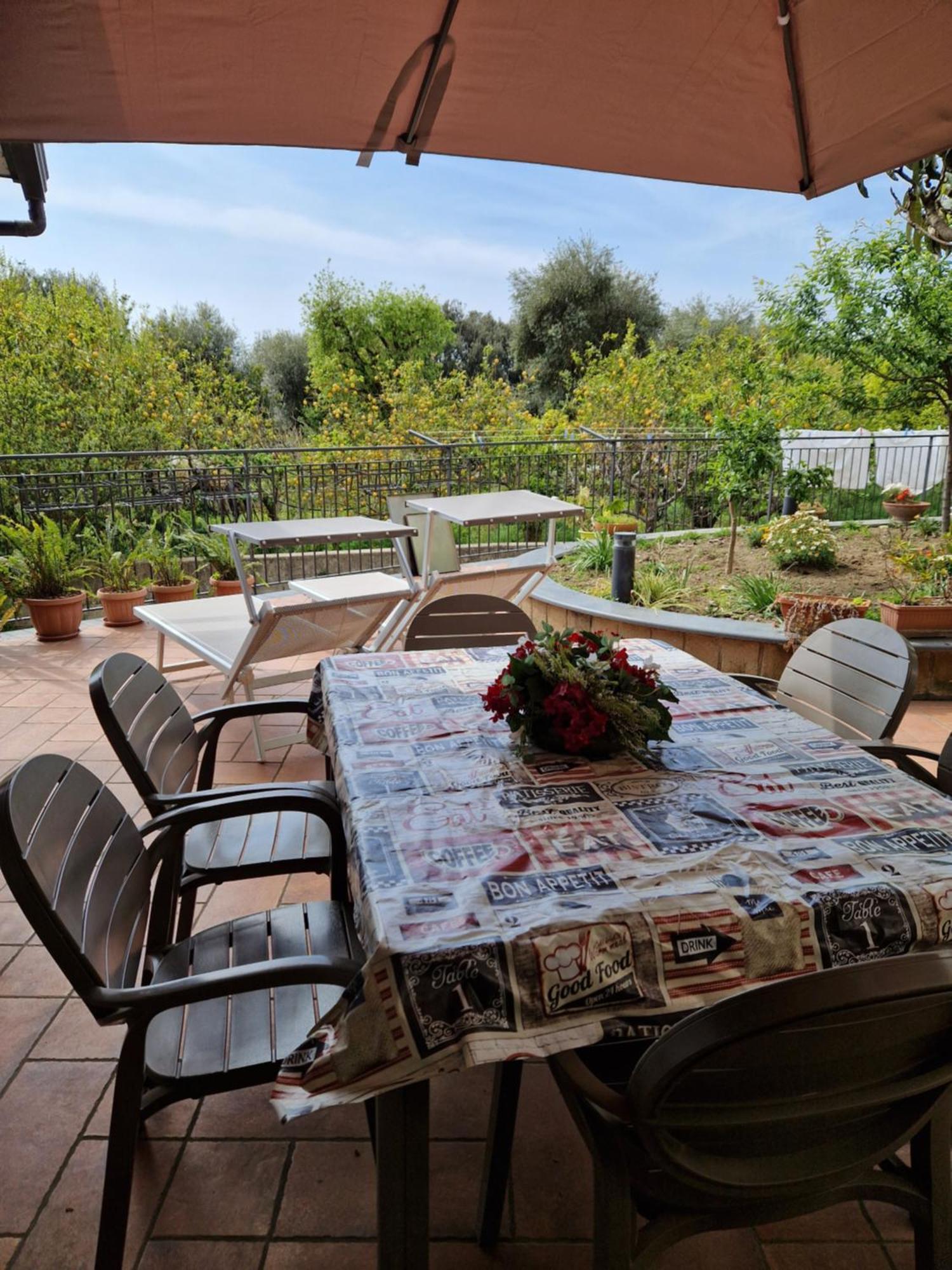 Il Giardino Dei Gigli Meta Quarto foto