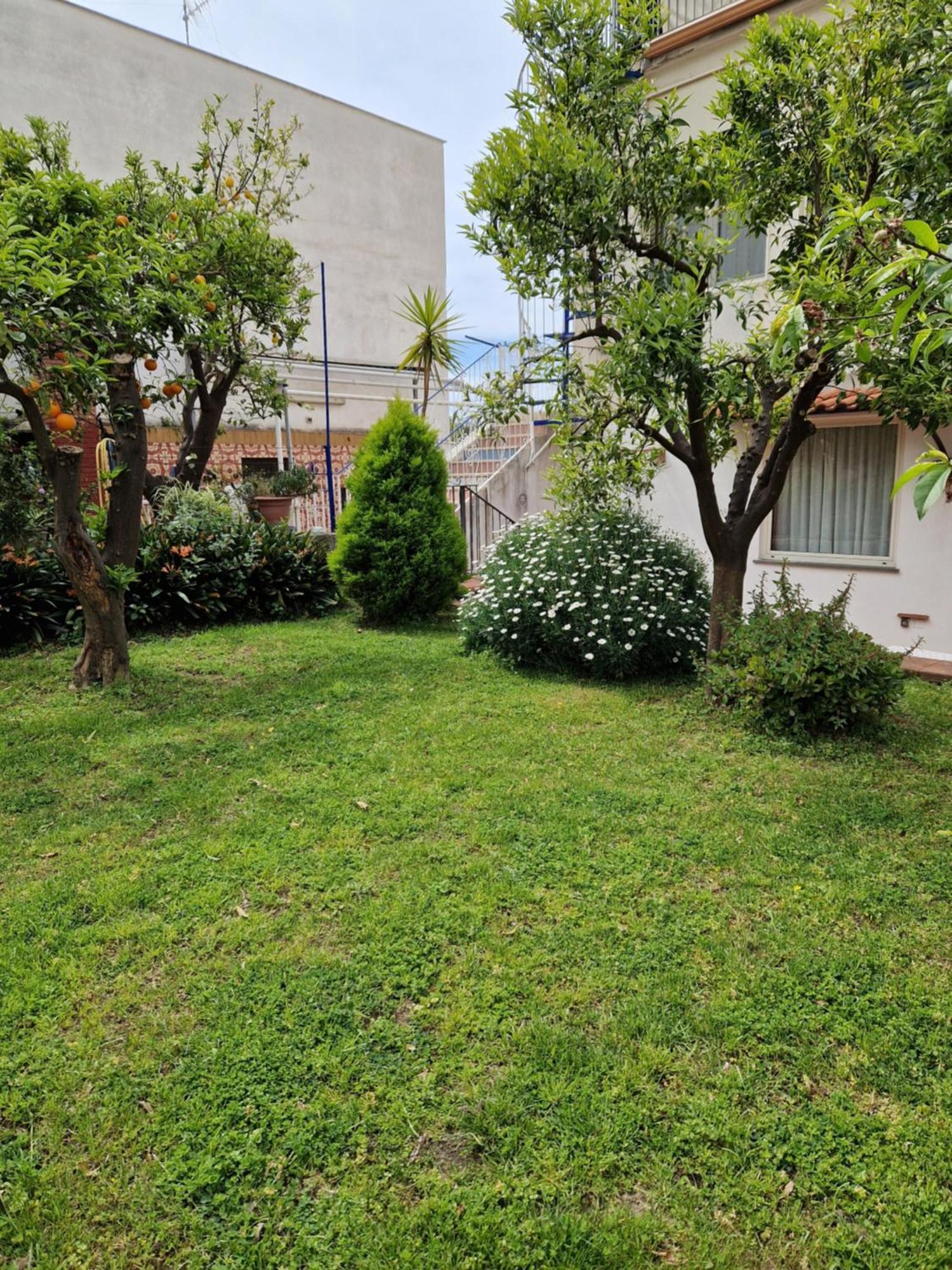 Il Giardino Dei Gigli Meta Exterior foto
